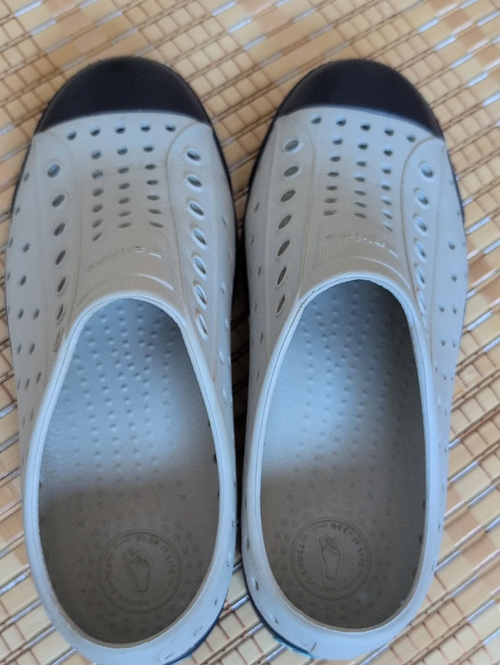 Native Kids Slip-On Water Shoes in White and Navy Accent